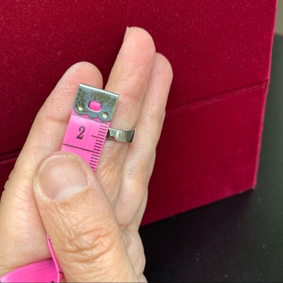 Sterling Silver Diamond Simulant Ring - Picture 16 of 17